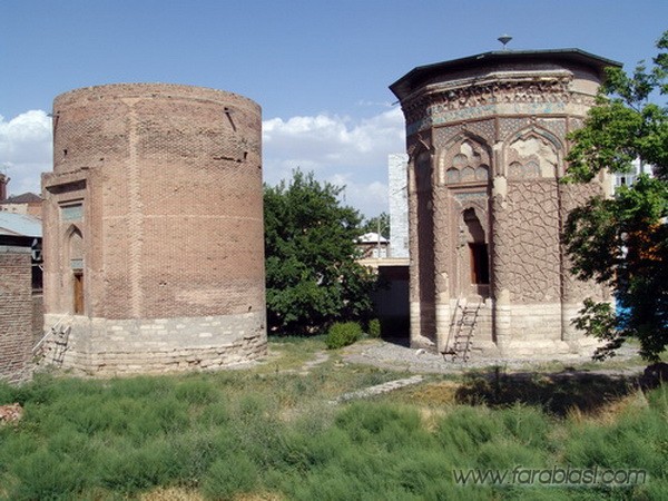 گنبد کبود